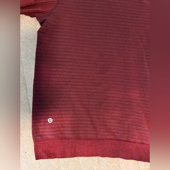 LULULEMON Sz 6 Burgundy Keep the Heat Thermal Running Hoodie Originally $118 - Picture 10 of 10